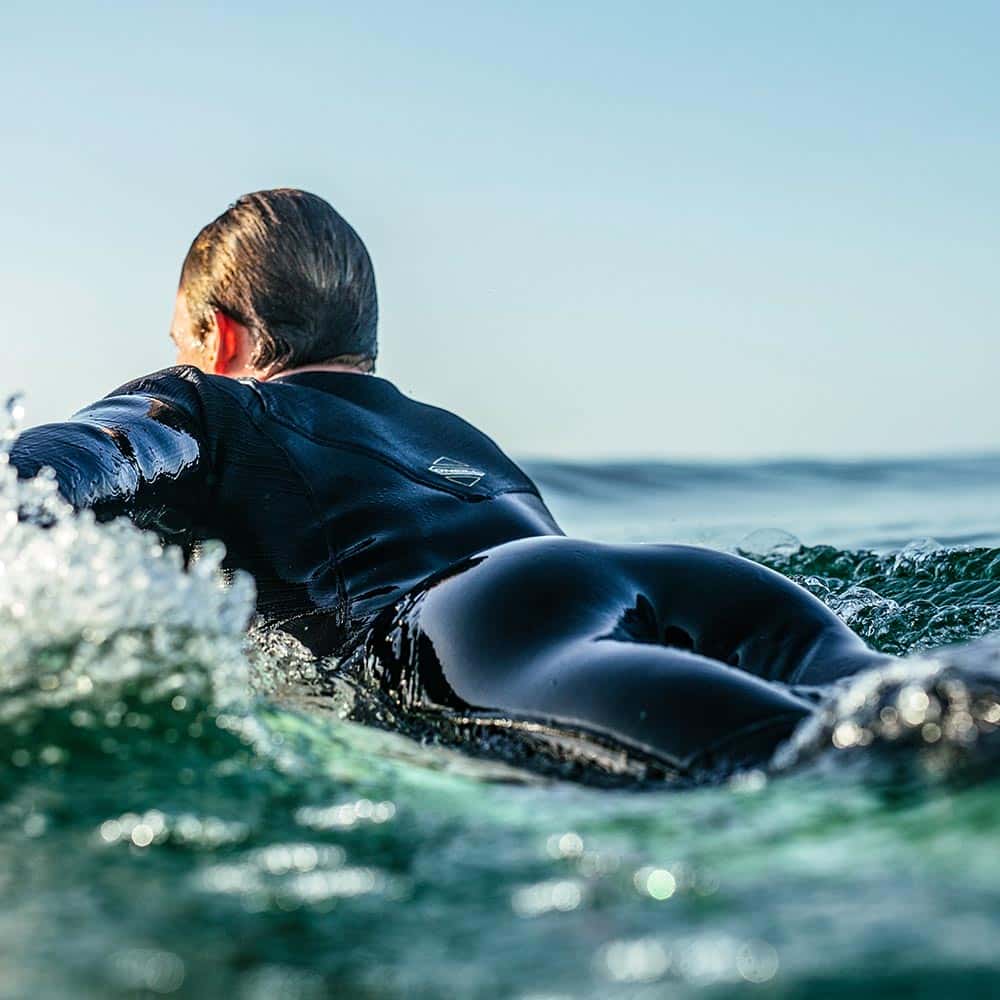 Oneill-Action-aw19-20_0013_Hossegor_Will_Masterman_5345_5344_1