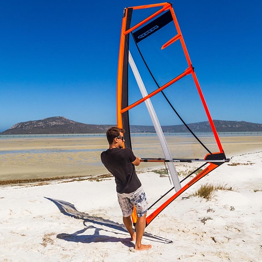 RRD-Y24_0013_Compact-SUP-Sail-Action
