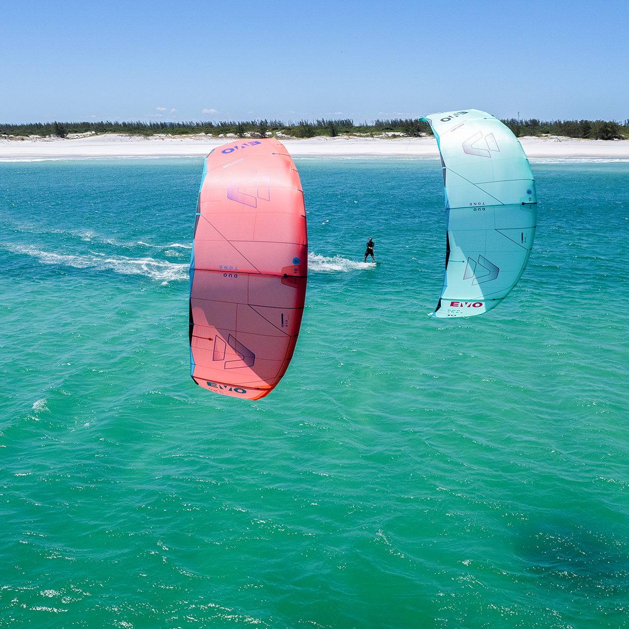 Duotone-Kite-2025_0001_EVO25-